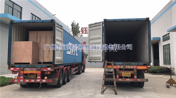 為什么客戶(hù)傾向于選購(gòu)定制型的下均質(zhì)乳化機(jī)？【鈺翔】